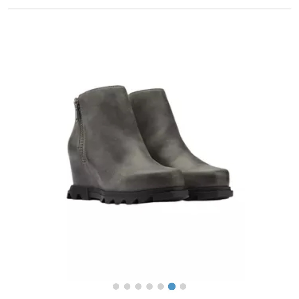 SOREL Joan of Arctic™ Wedge III Zip Booties black leather size 71/2